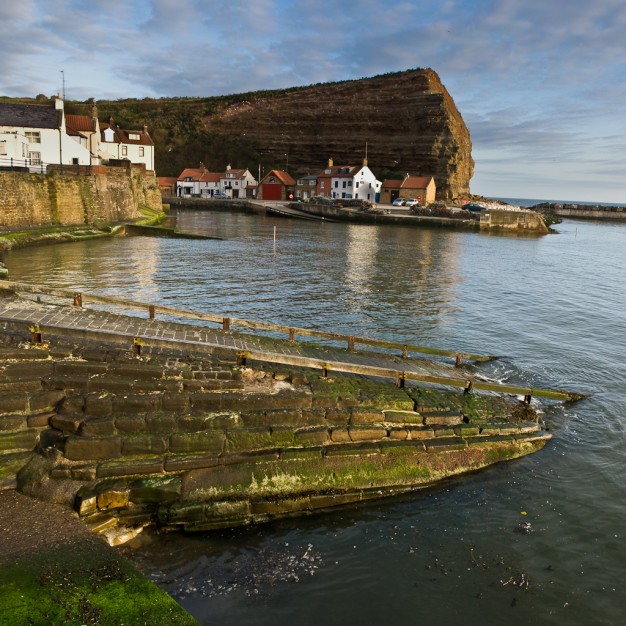 staithes cowbar and harbour, north yorkshire