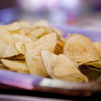 Hand-fried vegetable crisps